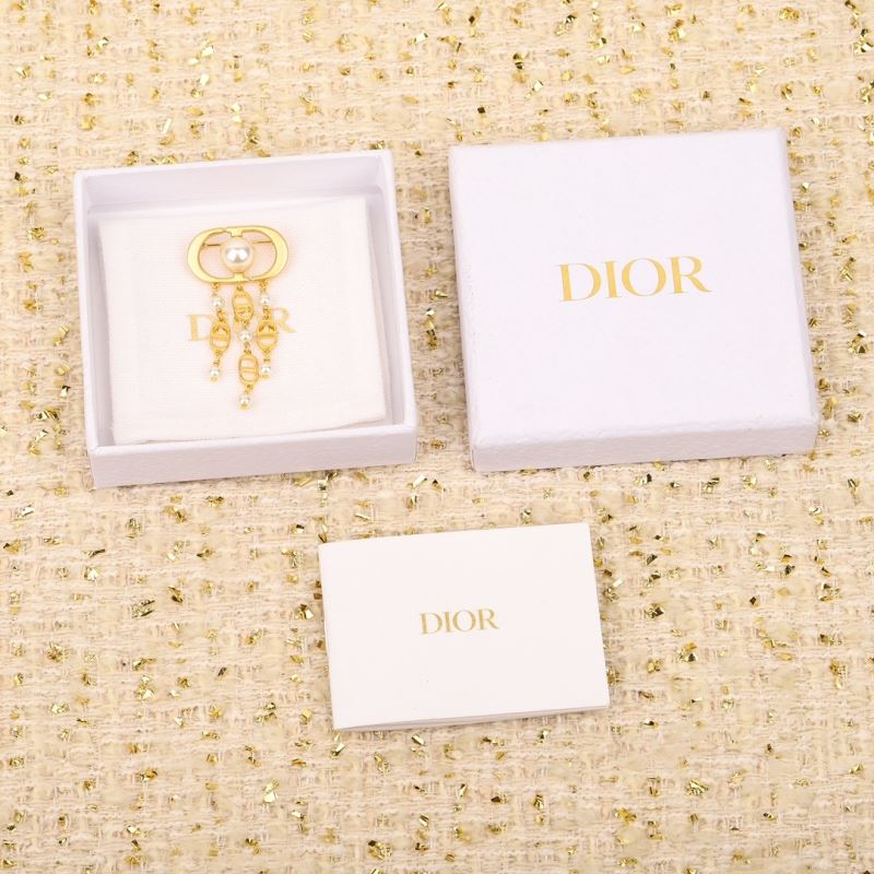 Christian Dior Brooches